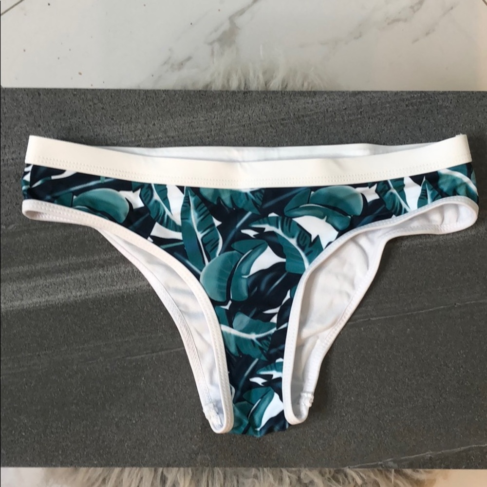 Bikini bottom